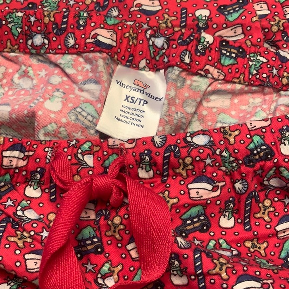 New without tags!   Vineyard Vines Santa Whales Christmas Pajama Pants XS. - Picture 8 of 9